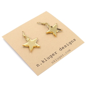 Mini gold mirrored acrylic star drop earrings / Adorable star earrings / Dangling Stars