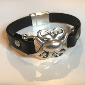 Octopusleren armband met magnetische sluiting