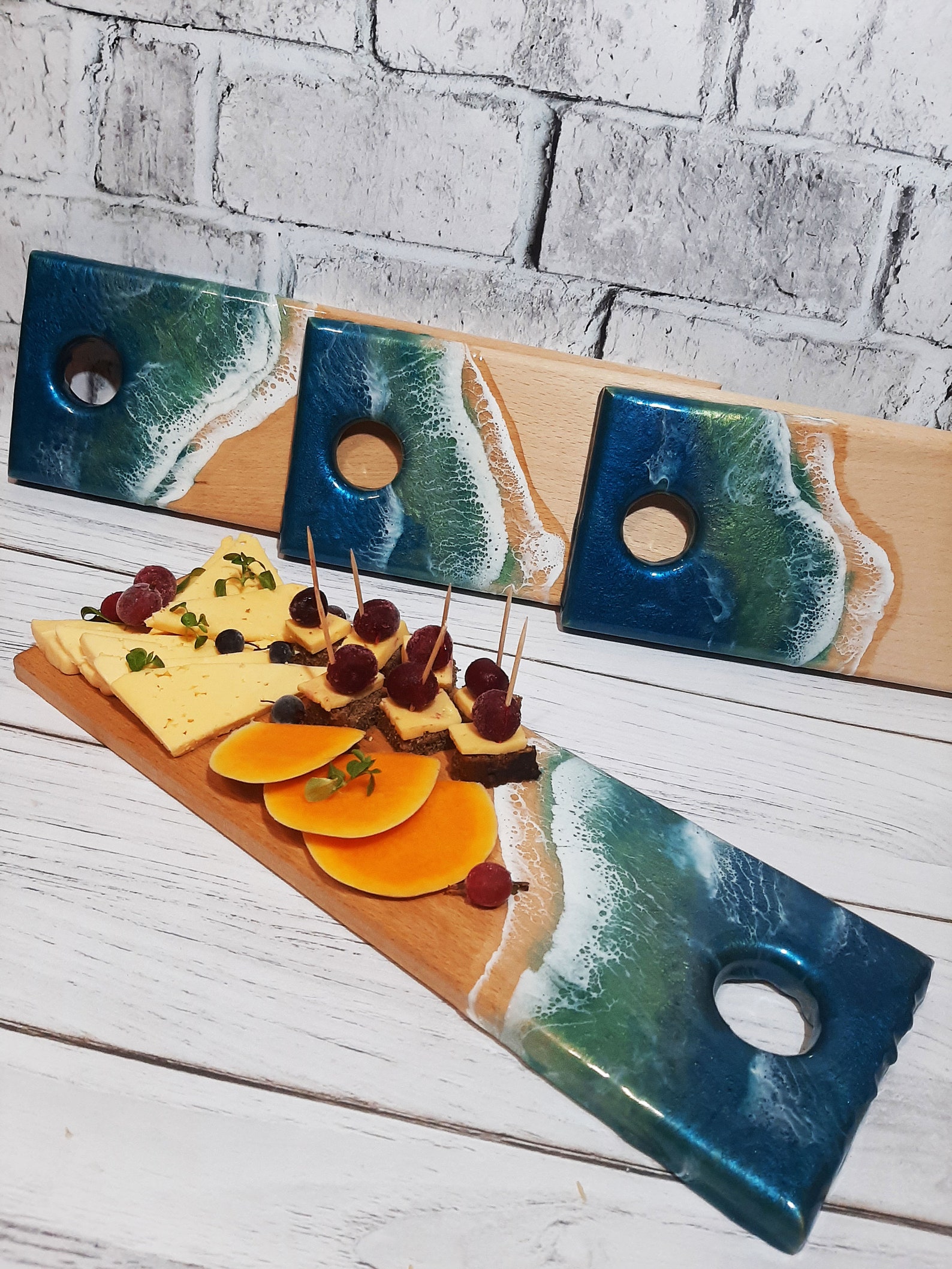 Board Made With Epoxy Resin, Wood Cutting Cheese, Poured Resin Ocean