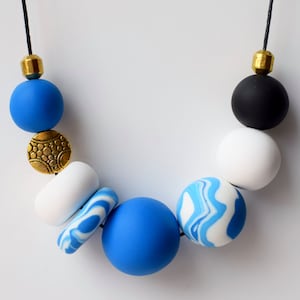 Deep blue beaded necklace, Modern chunky necklace, Fashion statement necklace, Colorful bead necklace, Geometric necklace, Bead jewelry