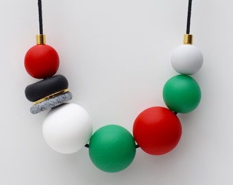 Christmas Necklace, Gift for Christmas, Christmas Jewelry, Holiday Jewelry, Christmas Colors, Red Green and Gold Necklace, Chunky Jewelry