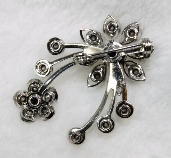 Amazing Movable Floral Swag Rhinestone Brooch, 19… - image 5