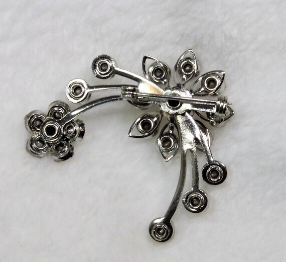 Amazing Movable Floral Swag Rhinestone Brooch, 19… - image 4