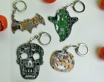 Circuit Board Spooky Key Chains - Spooky Computer Geek Gift - Halloween Party Favours - Party Bag Fillers Prizes- Trick or Treat Gifts