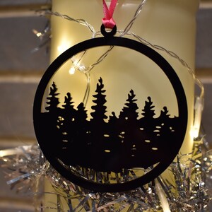 Forest Scene Christmas Tree Decoration - Xmas Decorations - Family Christmas - Festive Tree Ornament - Christmas Gifts - Stocking Fillers