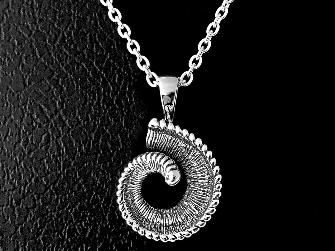 Silver Bighorn Sheep Horn Necklace, Ram Horn Jewelry, Bighorn Jewelry