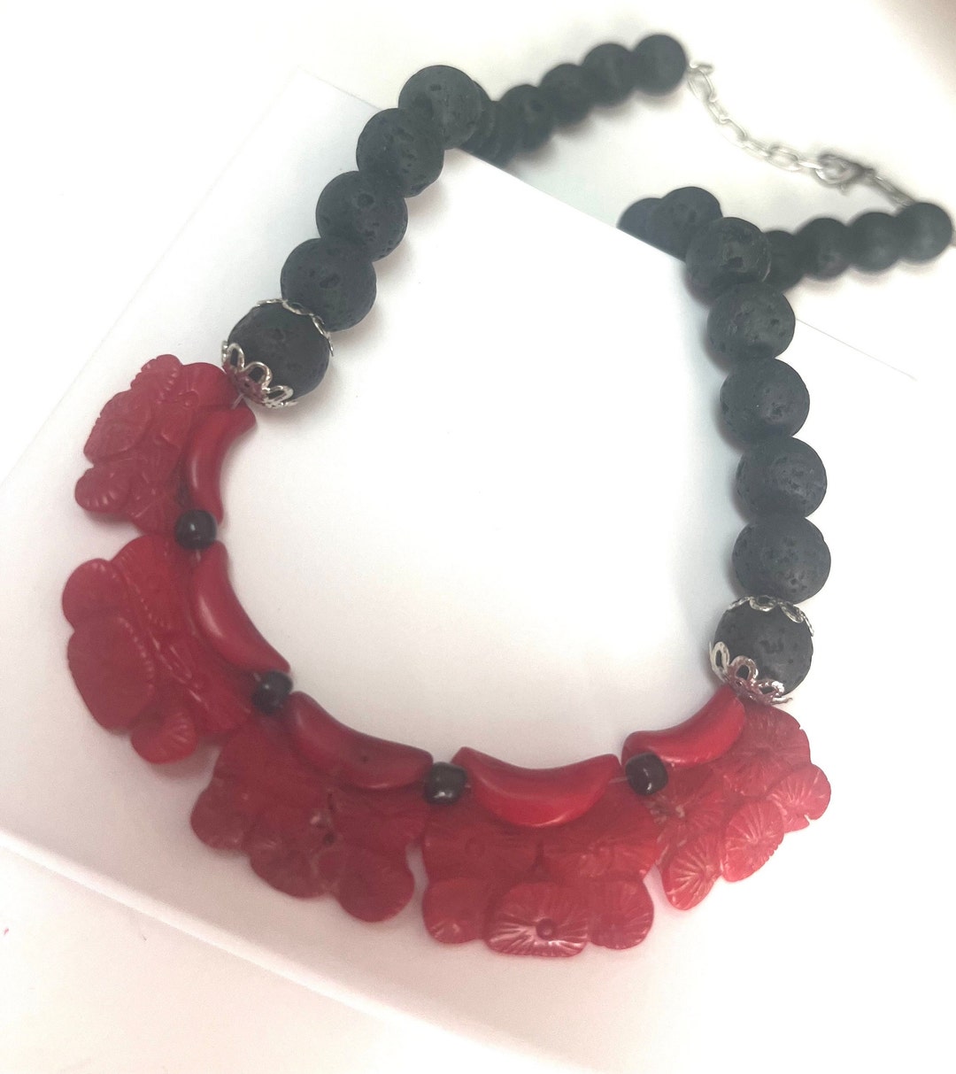 Necklace in Coral and Lava