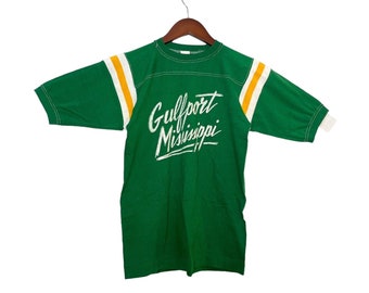 True Vintage 1970’s Gulfport Mississippi Ringer Tshirt- Green- Destination- M- vintage clothing- vintage fashion