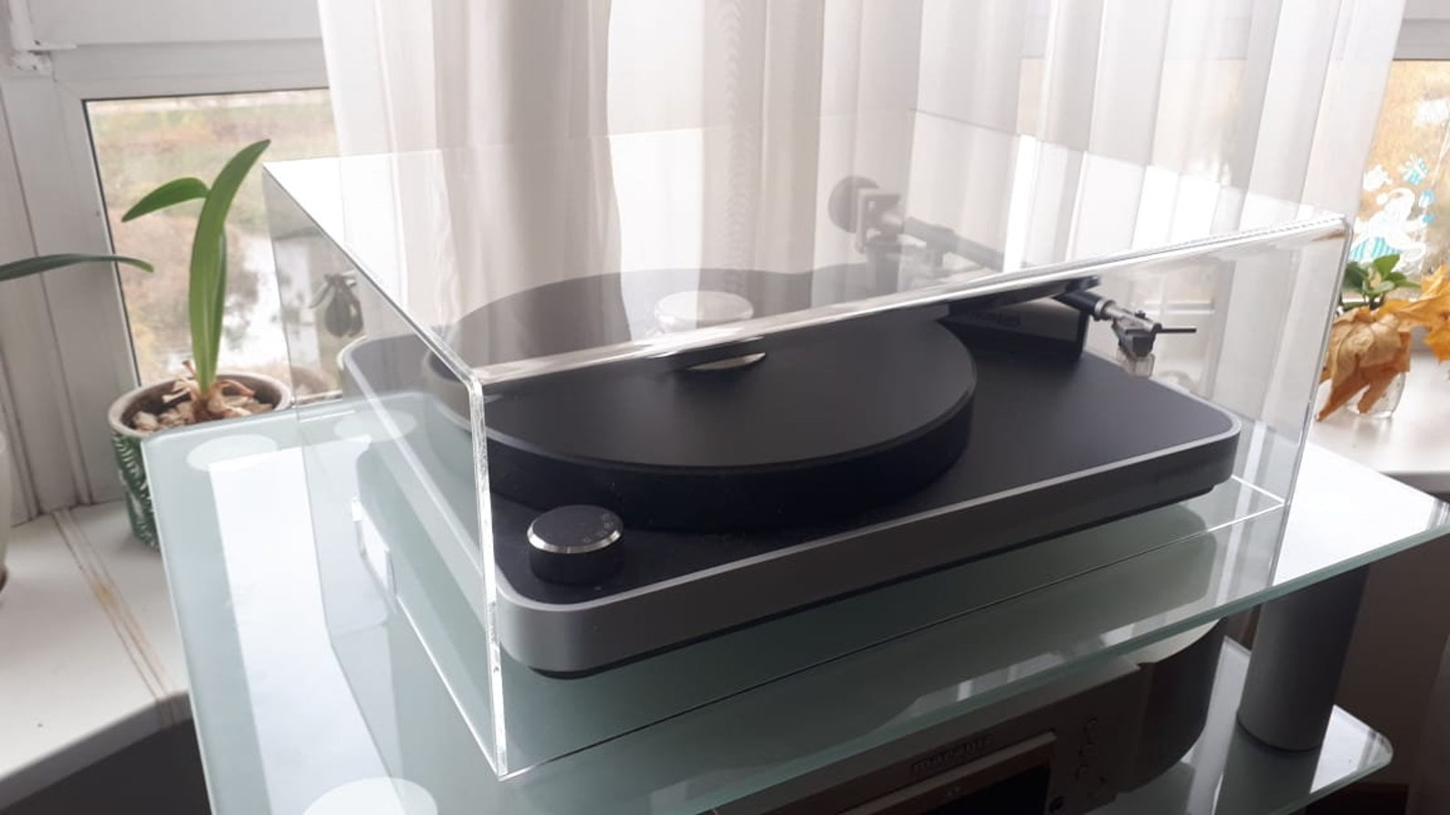 Turntable cover custom making. Crystal clear acryl. Dust Etsy