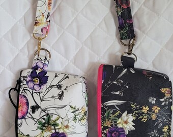 Wristlet purse, floral print vinyl/ zipper pouch wristlet/ small purse