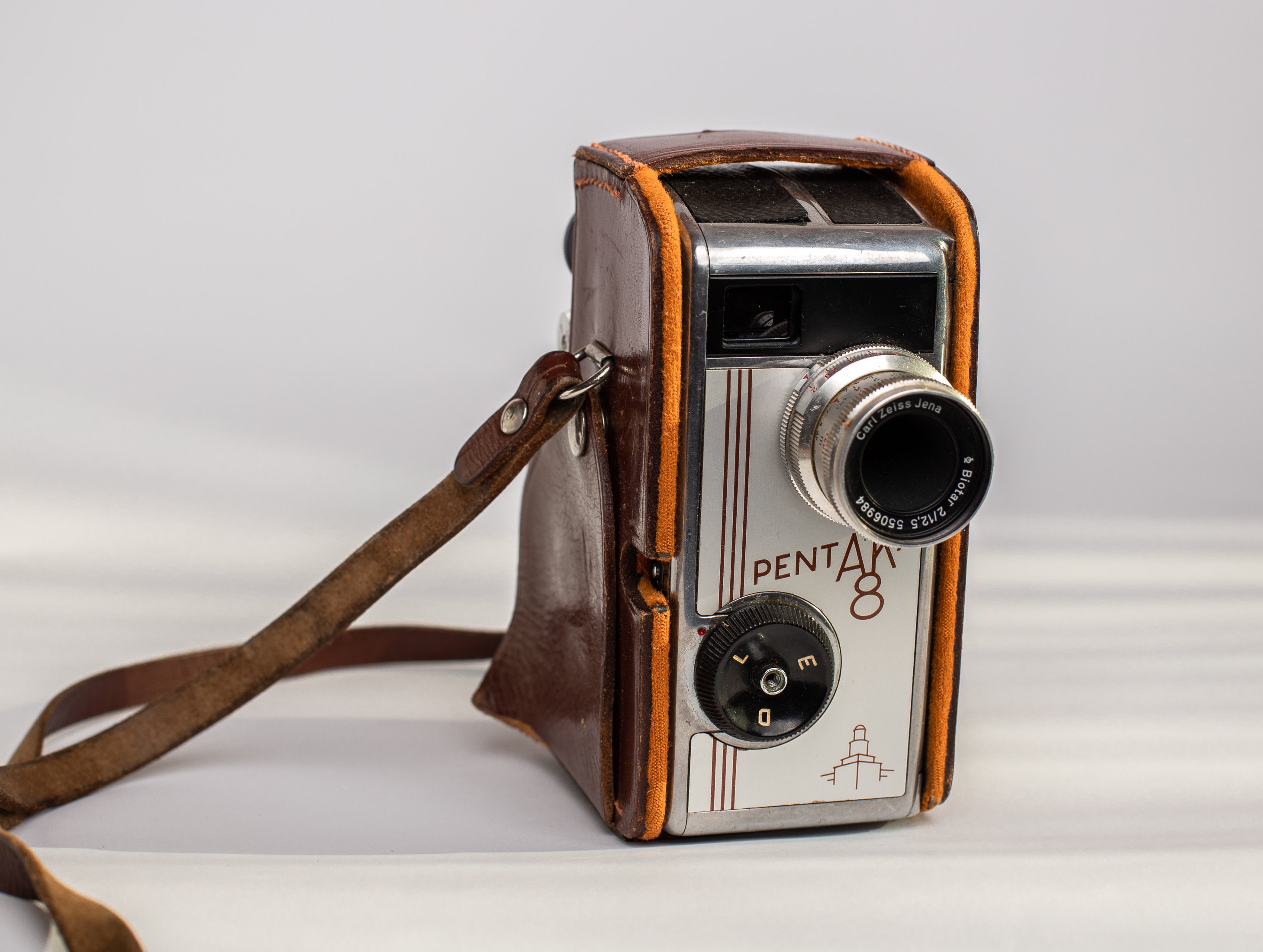 Pentacon Pentaka 8B 8mm ムービーカメラ PENTACON Pentaka 8 - 8mm Filmkamera | eBay