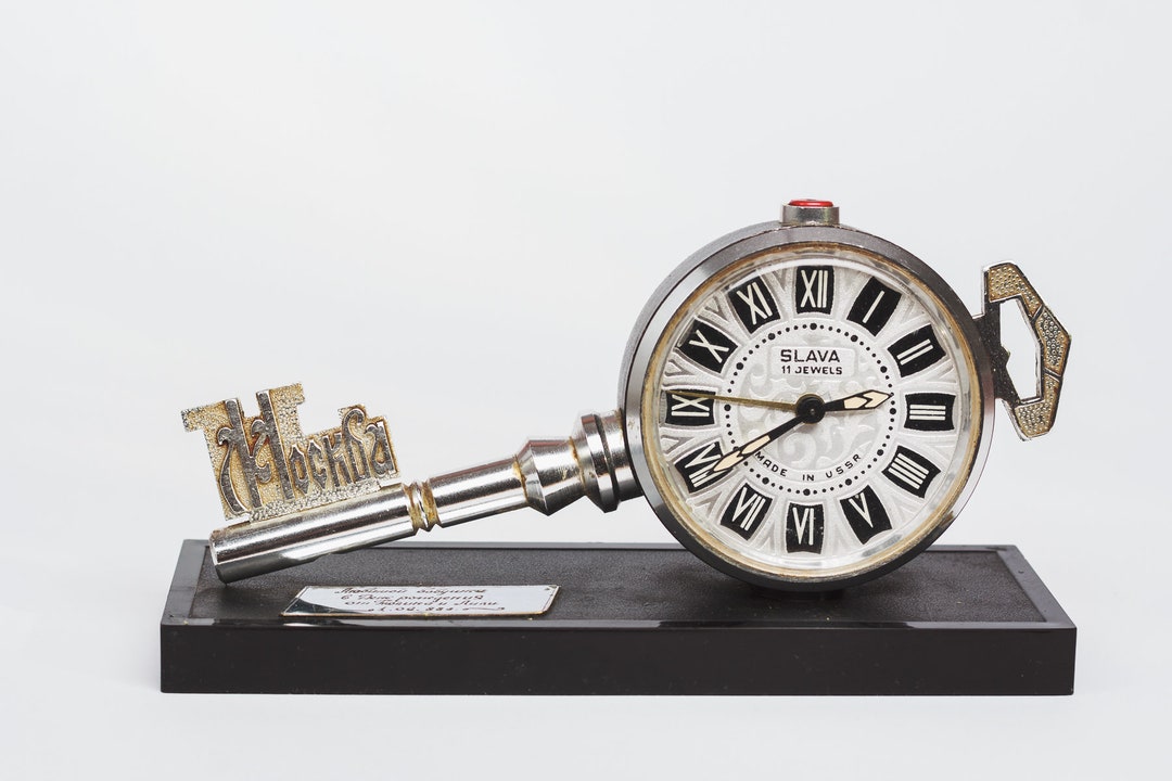 Red Table Clock Alarm Clock Mechanical Desk Wind up Clock Etsy