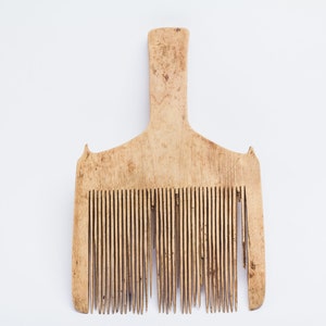 Vintage wool comb Antique wool carder Primitives rustic decor Vintage tool Wooden comb Primitive home decor Country wall hanging decor