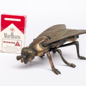 Vintage Tobacciana Ashtray brass smoke decor fly insect wasp Hollywood regency Christmas Gift for smoker Trinket box flip top ashtray