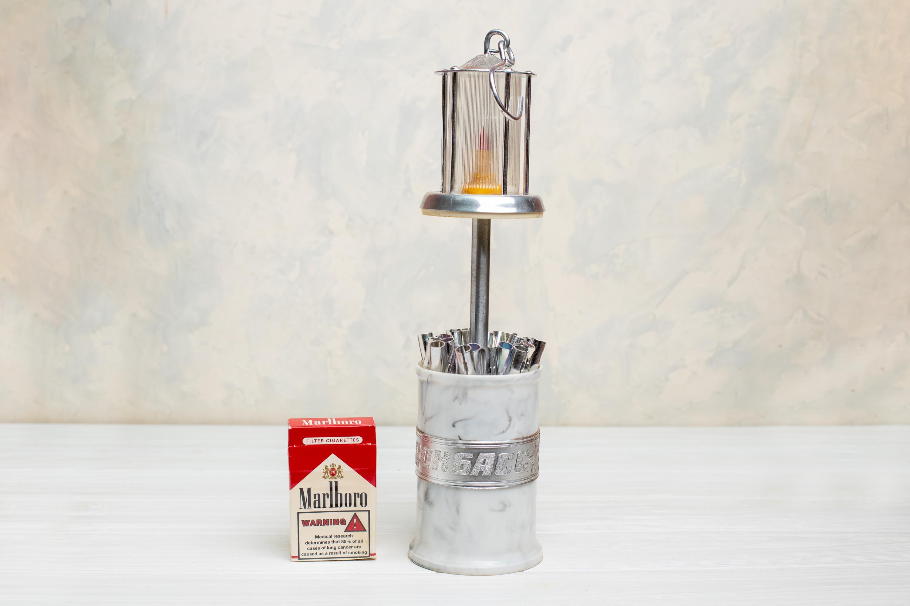 Cigarette Holder Box Lamp Vintage Dispenser Storage Box Christmas Gift for Smoker Him Man Boyfriend Cigarette Case Party Smoking Decor