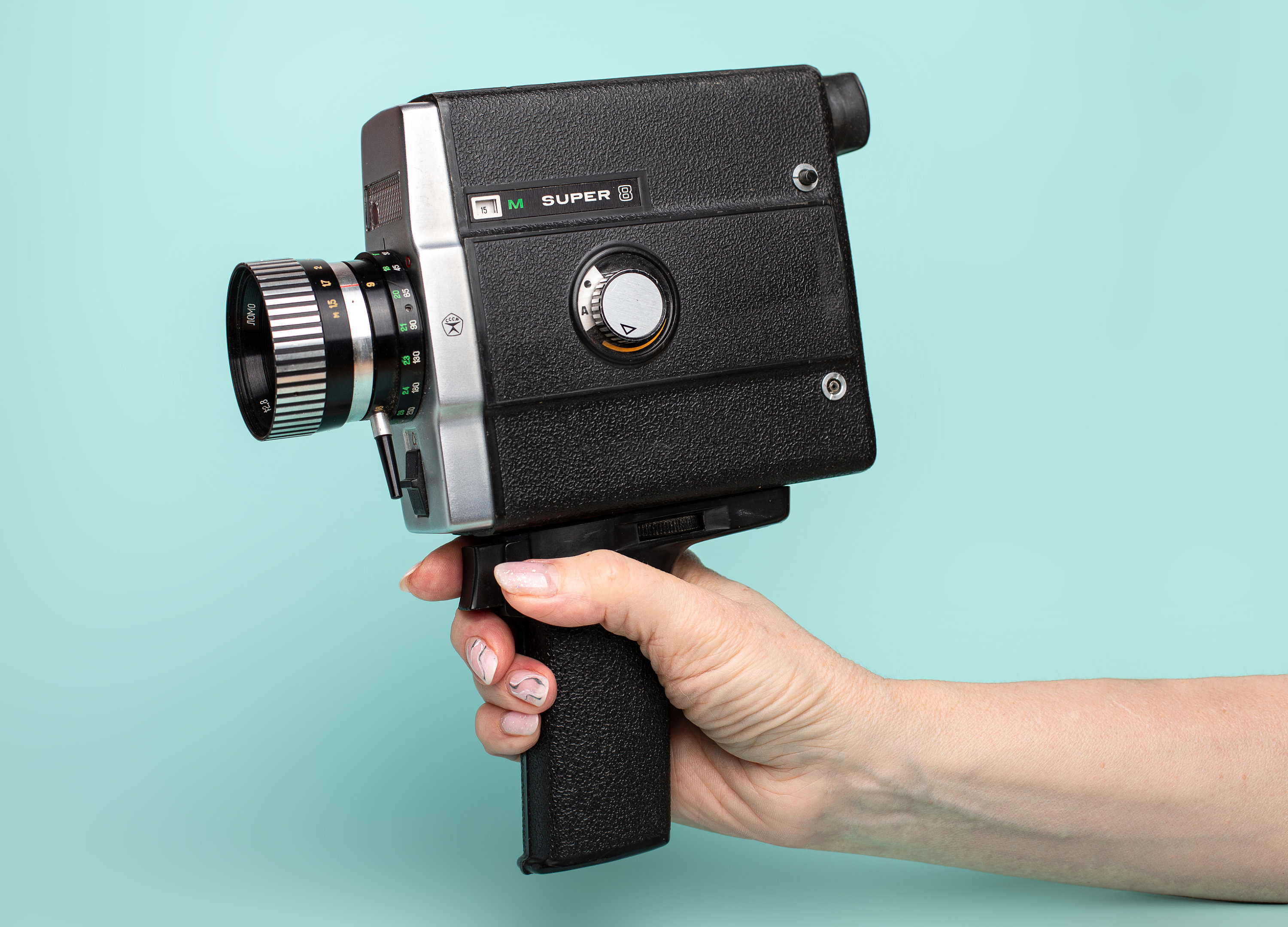 Old Vintage Soviet Movie Camera LOMO Aurora 219 8mm Film Old Vintage Soviet Movie Camera LOMO Aurora 219 8mm Film