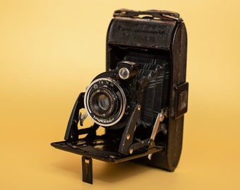 Vintage Folding camera 1930s Voigtlander Bessa 6x9 folding film camera Antique camera Gift for Photographer Collectible prop camera