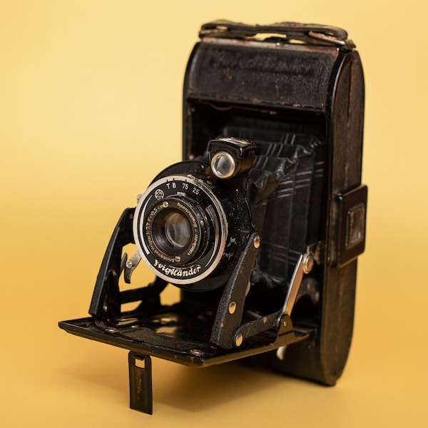 Appareil photo pliant vintage des années 1930 Voigtlander Bessa 6 x 9 appareil photo argentique pliant appareil photo ancien cadeau pour photographe appareil photo accessoire de collection