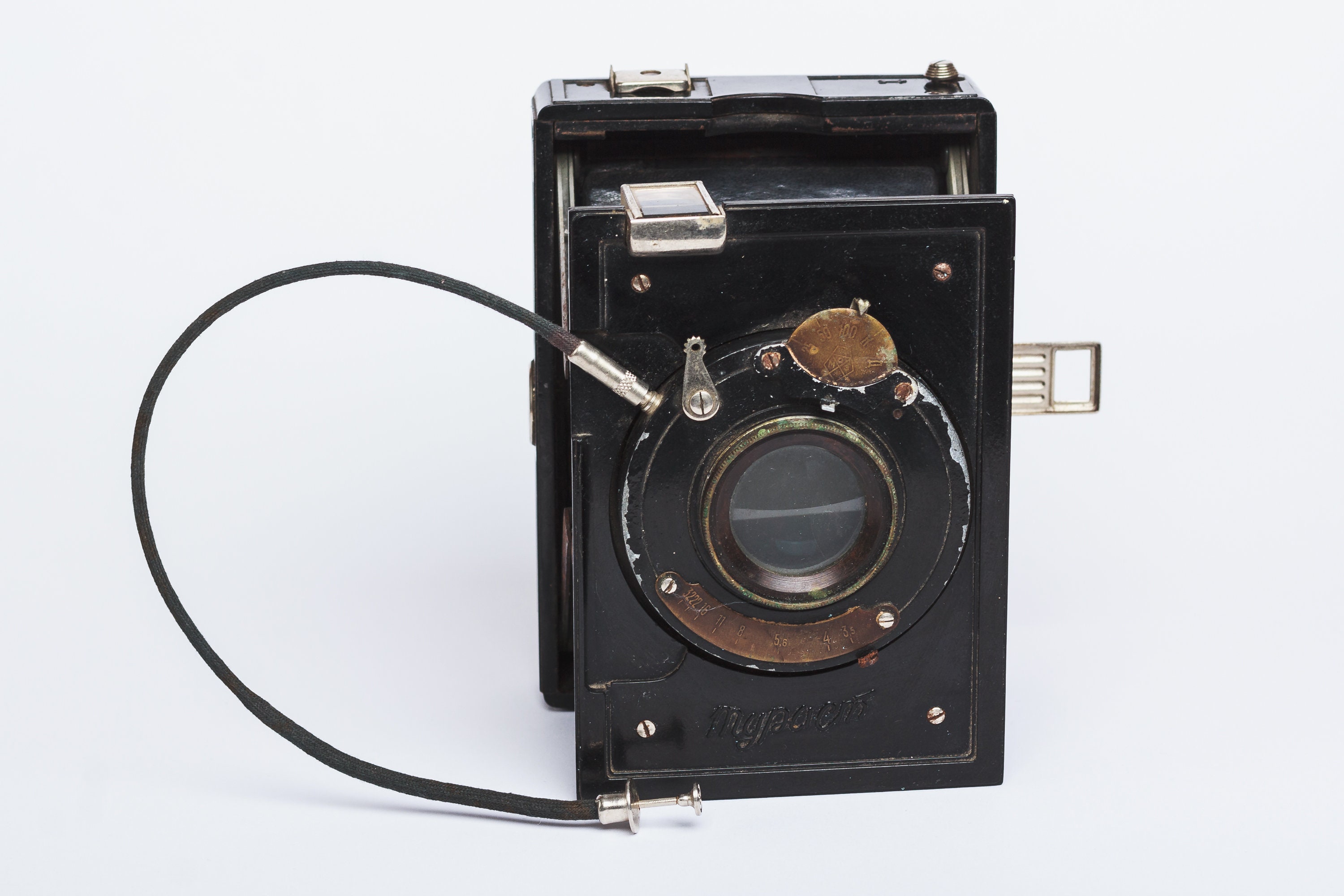 Create A Vintage Camera Prop In Blender And Substance Painter