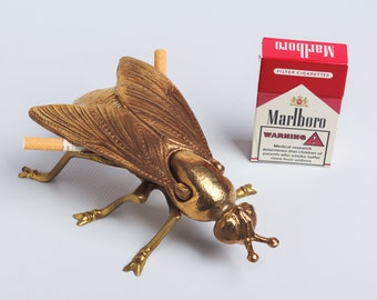 Vintage Tobacciana Ashtray brass smoke decor fly insect wasp Hollywood regency Gift for smoker Trinket box flip top Metal House fly ashtray