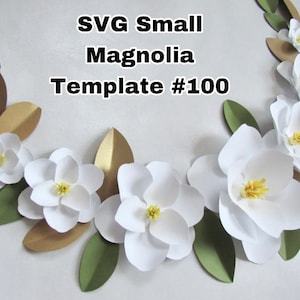 Może przedstawiać: Biała girlanda z papierowych kwiatów magnolii z złotymi i zielonymi liśćmi. Girlanda jest oznaczona "SVG Small Magnolia Template #100".