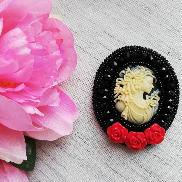 Handmade Embroidered Brooch with Cameo Lady Black & Red Roses Women Girl Jewelry Accessory Lovely Gift for Her