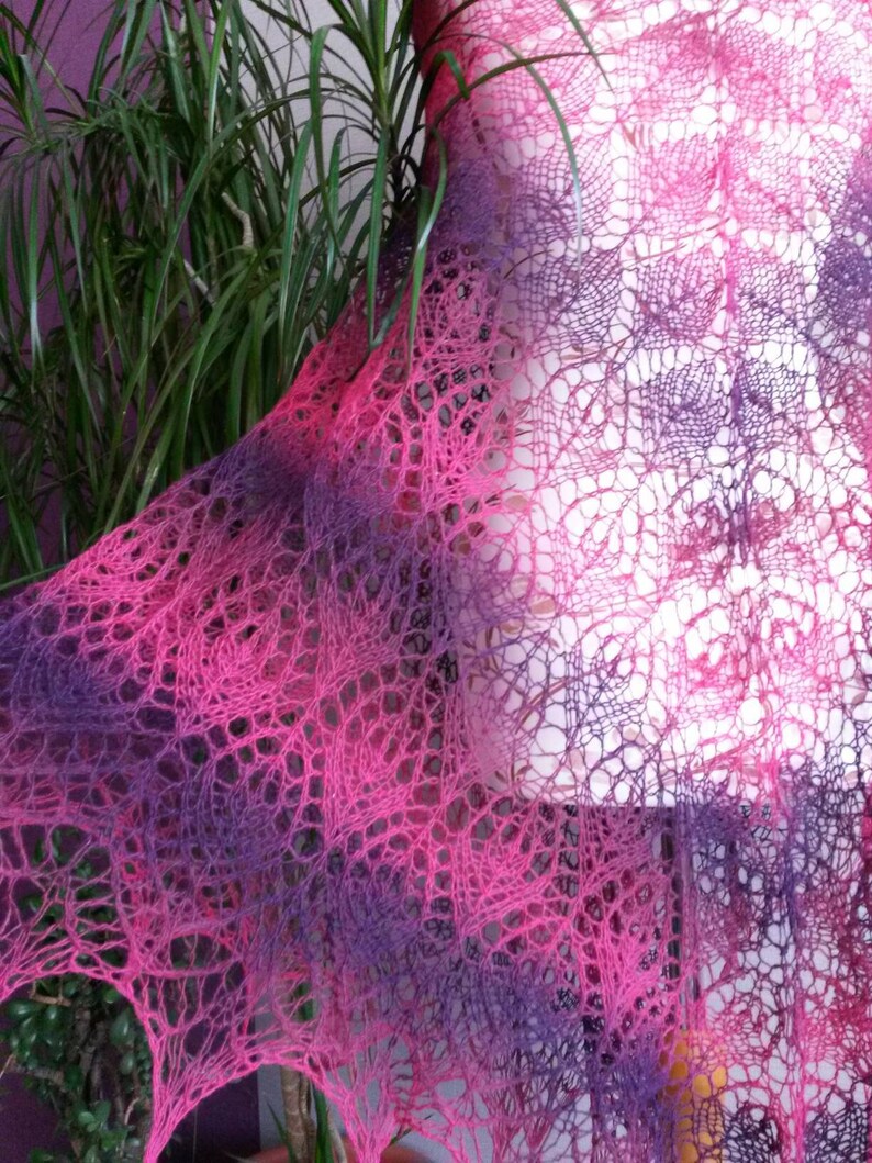 Hand Knitted Triangular Lace Shawl Wild Berry Colour 100% Natural Lamb Wool Kauni Yarn Handmade Warm Large Shawl Wrap Scarf Red Purple Berry image 6
