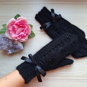 Women Hand Knitted Mittens Elegant Mittens with Black Lace and Glass Crystal Beads Wool Mohair Mix Yarn Hand Warmers Gift for Her imagem 1