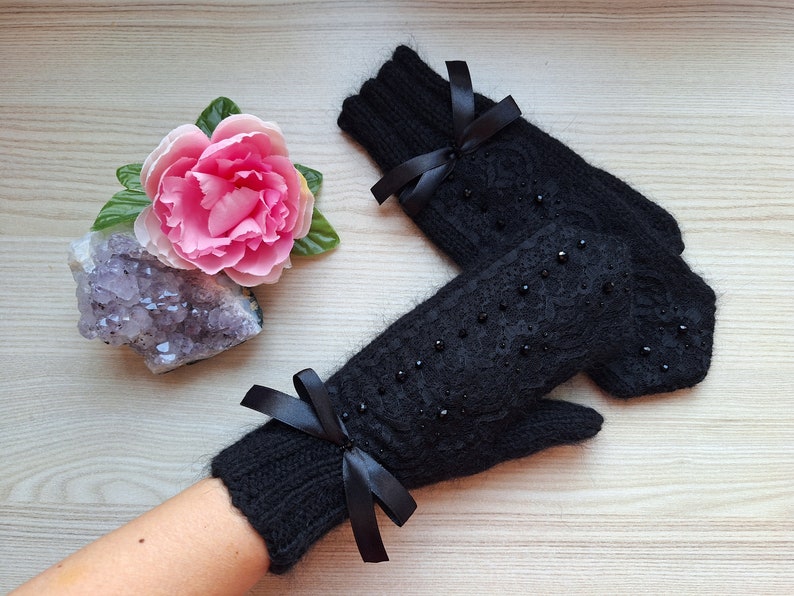 Women Hand Knitted Mittens Elegant Mittens with Black Lace and Glass Crystal Beads Wool Mohair Mix Yarn Hand Warmers Gift for Her imagem 1