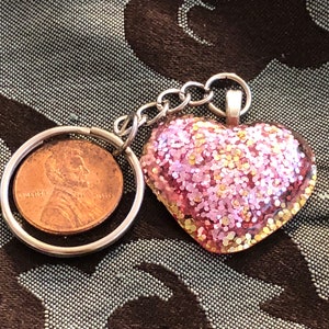 Pink and gold glitter heart keychain