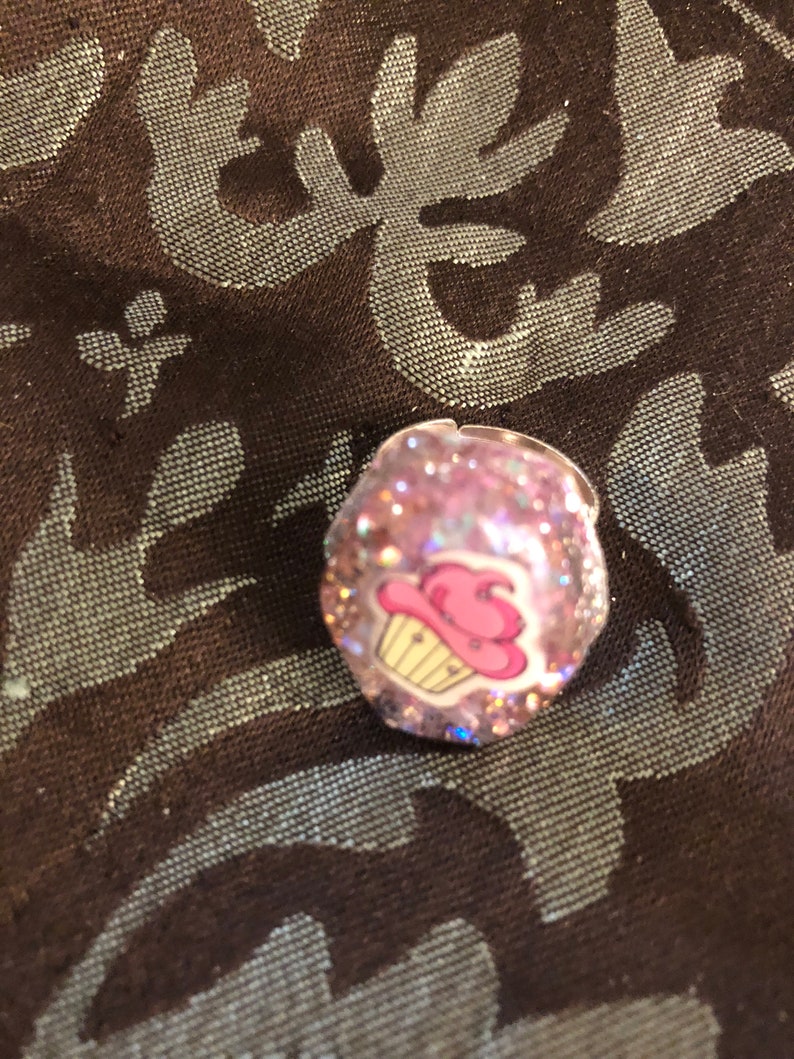 Kawaii cupcake resin ring