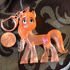 Mlp sunny rose gold keychain