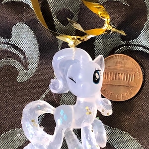 small rarity ornament
