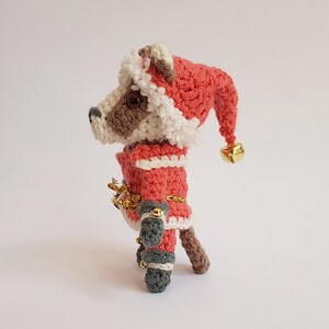 Tiny Christmas Dinner Party mini amigurumi crochet pattern, woodland animals in fancydress image 8