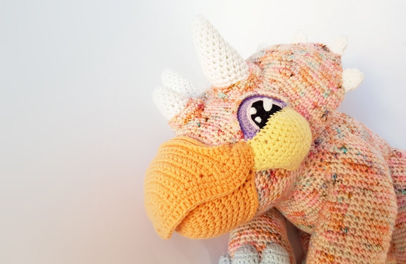 Gravity the Triceratops giant amigurumi crochet pattern image 10