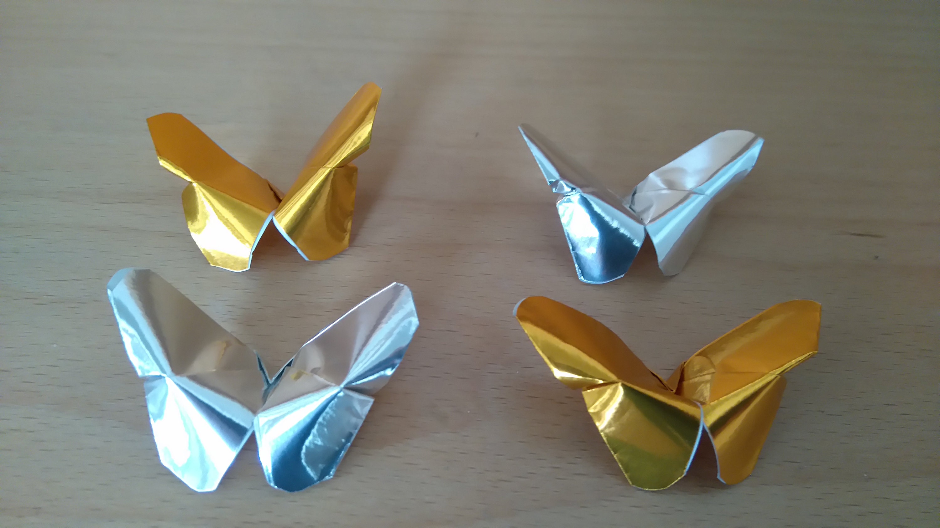 Papillons Dorés et Argentés/ Origami Golden Silver Butterfly