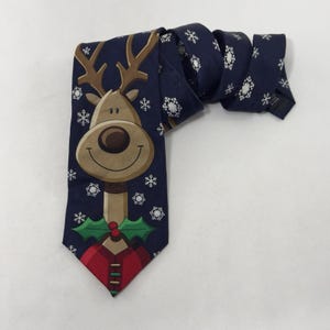 Vintage Noël cravate poinçon de Noël soie renne flocon de neige houx Costume de fête vacances saisonniers motif impression allover neige à la main