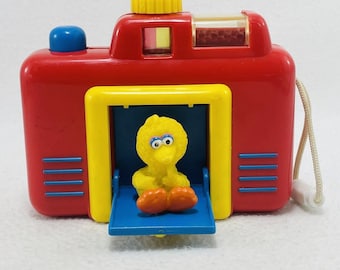 Vintage Illco Toy Camera Sesame Street Big Bird Jim Henson Pop Out Pretend Play Wind Up Kid Collector Collectible Interactive Old School