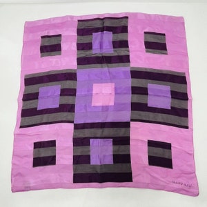 Korean Themed Towel / Handkerchief Set - Hunminjeongeum Print Pocket Square  (Black Towel & White Handkerchief)