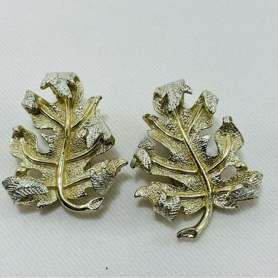Vintage Sarah Coventry Clip Earrings Maple Leaf F… - image 10