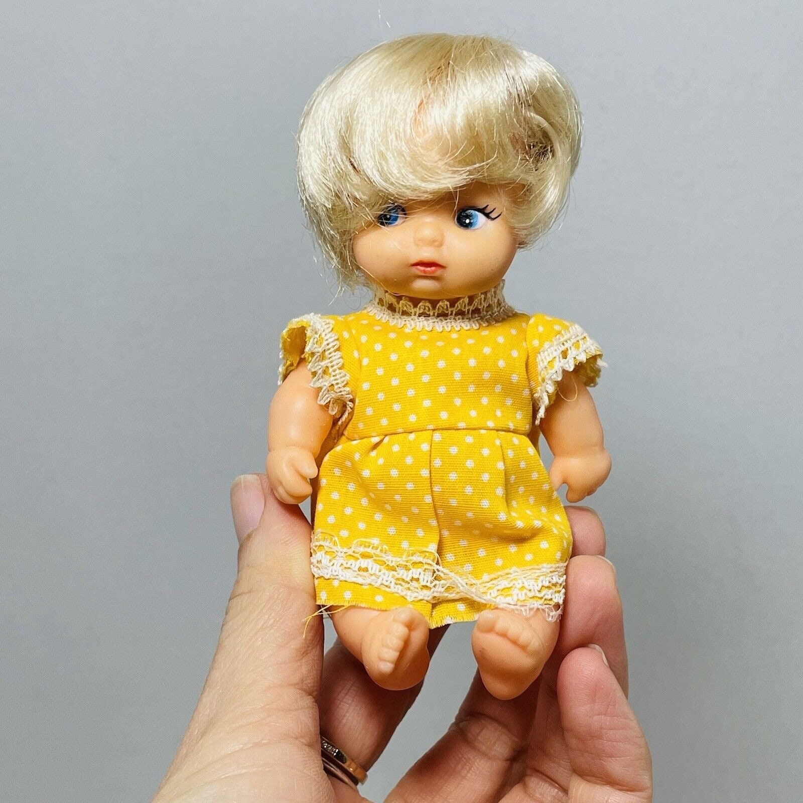ヴィンテージ バビーチャブス 人形 おもちゃ 女の子 赤ちゃん 白人