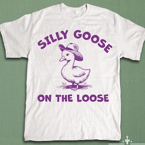 Silly Goose on the loose cowboyhoed T-shirt, ironisch meme shirt, grappig Y2k grafisch T-shirt, cadeau voor haar, domme retro top, shirt dierenliefhebber