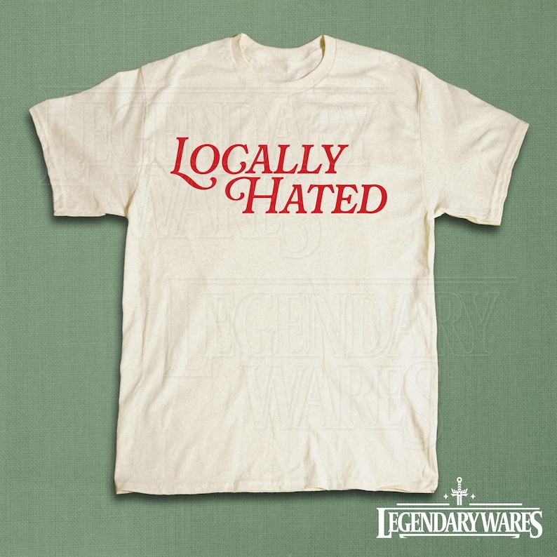 Lokalt hatad rolig retro-tröja, ikonisk ohämmad humor-t-shirt, söt viral it-tjej-present, vintage y2k-fest-t-shirt, rolig skämt-unisex-tröja Natural
