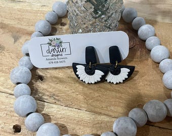 Pendientes de arcilla polimérica hechos a mano y ligeros