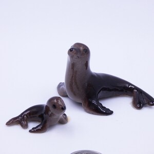 hagen renaker seal