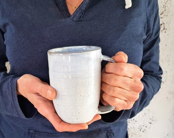 Grande tasse à café bleue, 14 fl oz, céramique faite main en Israël