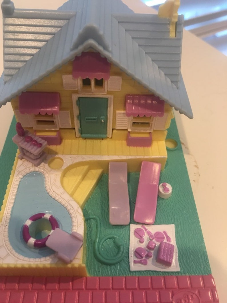 polly pocket beach house