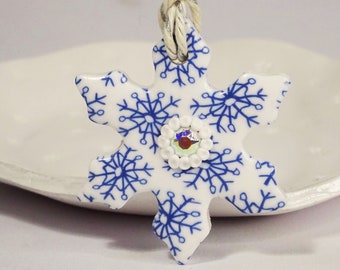 Pack of 2 snowflake ornaments, Small snowflake Christmas tree decorations, Blue and white tree ornament, Snowflake pattern