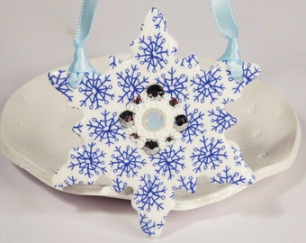 Snowflake Christmas tree decoration, Sparkly snowflake décor, Blue and white tree ornament, Snowflake pattern