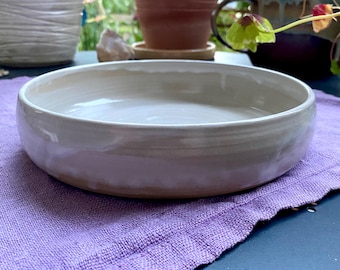 Bol à pâtes en céramique // Assiette creuse pour pâtes, bol à céréales en céramique, tourné à la main, beige et blanc, PotsofSoul